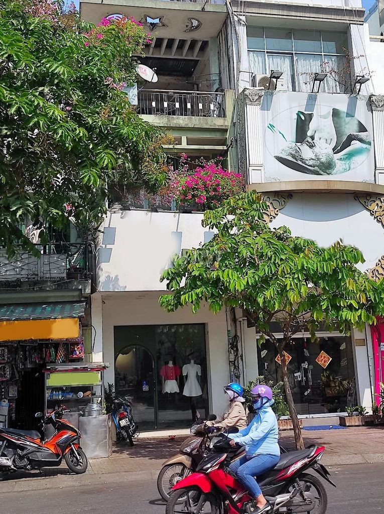 Cho thuê Mặt Bằng đường ( 1 chiều) Nguyễn Đình Chiểu, Phường 4, Quận 3